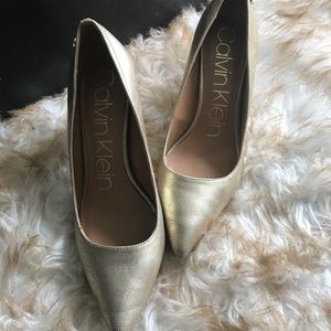 Gold Calvin Klein Pumps - Size 9